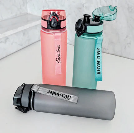 sport vattenflaska, gym  vattenflaska, tränings vattenflaska, vattenflaska med namn, vattenflaska med text, vattenflaska egen text