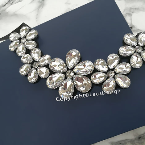 Halsband - Blommor