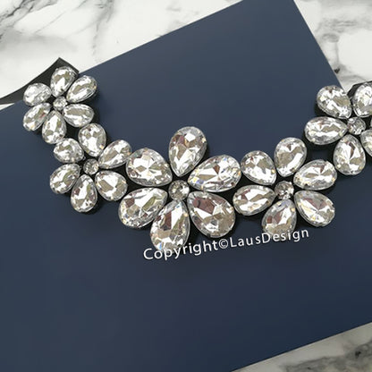 Halsband - Blommor