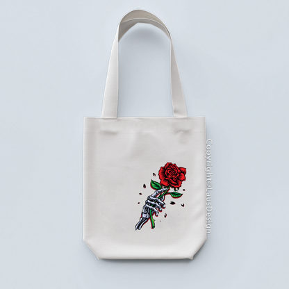 Tygkasse | Namn | Skull