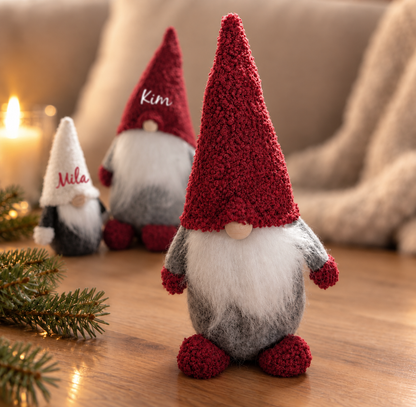 Röd Tomte | Namn